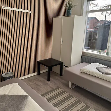 Alojamento de Acomodação e Pequeno-almoço Fasan Sleeping